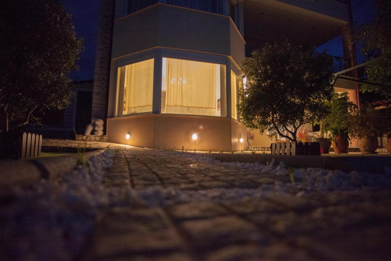 Villa O Melíssion Esterno foto